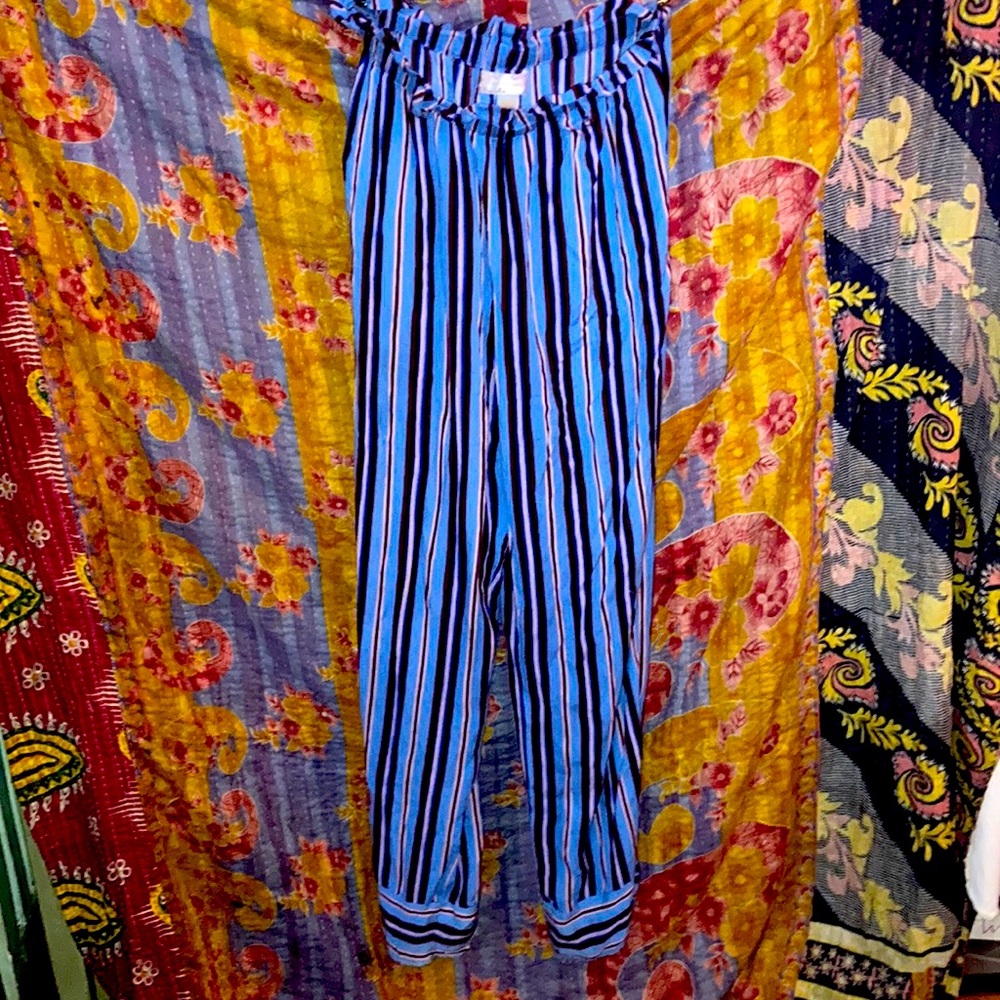 Band of Gypsies paper bag style striped pants sz S